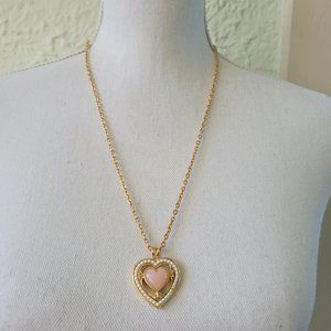 Vintage Gold Tone Necklace Chain w/ Pink Heart Shaped Pendant Faux Pearls 24"
